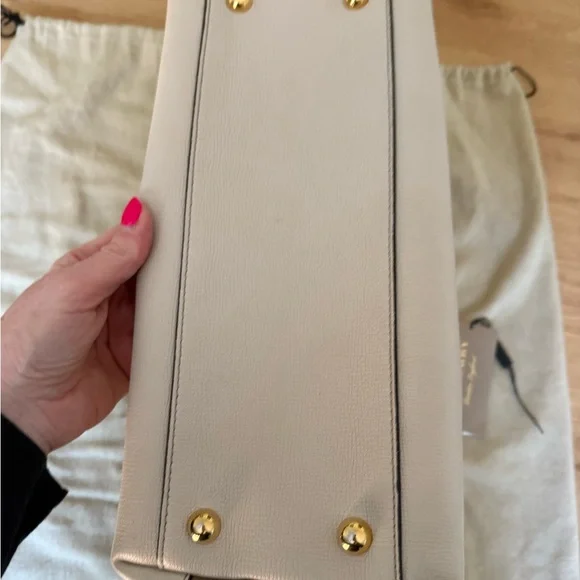 Burberry Tote - Cream Leather House Check - Picture 5 of 11